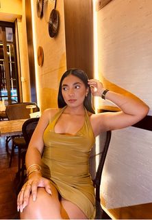 Sashaa online for 1-on-1 video chat with girls